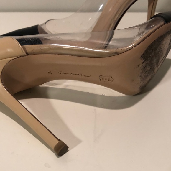 Gianvito Rossi Plexi Pump sz 37 Nude Black - Picture 5 of 5